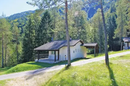 Holiday complex Villaggio Santa Lucia, Bezzecca-bungalow - Photo 9