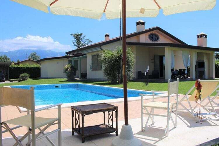 Villa Anna  holiday home ca 160 qm-Villa Anna ca 160 qm, Location Maison à Camaiore - Photo 1 / 35
