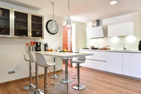 Par 4 Villa 19, Maison 6 personnes à San Bartolomé de Tirajana - Photo 4