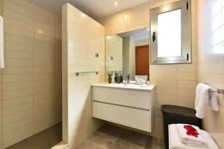 Par 4 Villa 19, Maison 6 personnes à San Bartolomé de Tirajana - Photo 9