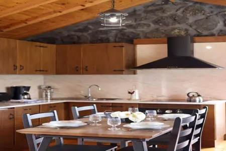 Ferienhäuser Adegas do Pico in Prainha // Adega T2 70-90m2 / sea - Photo 11