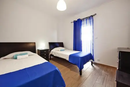 Semi-detached houses Praínha de Baixo // Casa d'Água - Photo 7