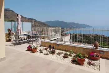 Appartement in Taormina,Apartments Taormina-Le Villette Aloe 5 pax ISI011005-DYB N°878573