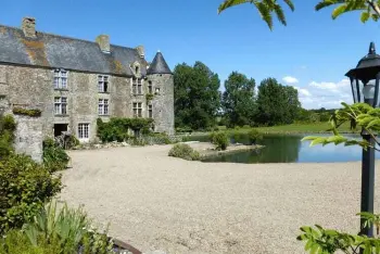 Chateau à Saint Lô d'Ourville,Semi-detached house, Saint-Lô-d'Ourville-Manoir NMD04250-L N°878588