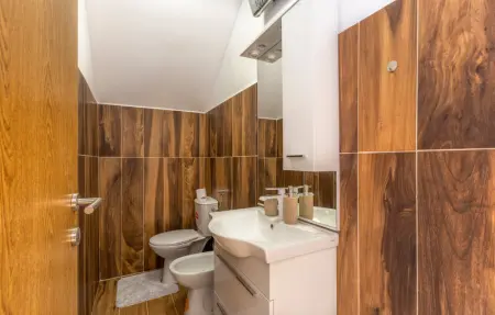 Location Maison 6 personnes à Perusic - Photo 36