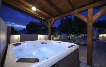 Location Maison 8 personnes à Nin - Photo 20