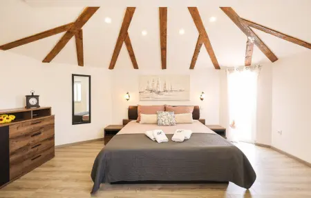 Location Maison 8 personnes à Nin - Photo 30