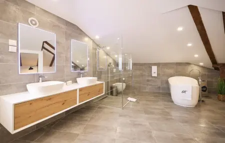 Location Maison 8 personnes à Nin - Photo 32