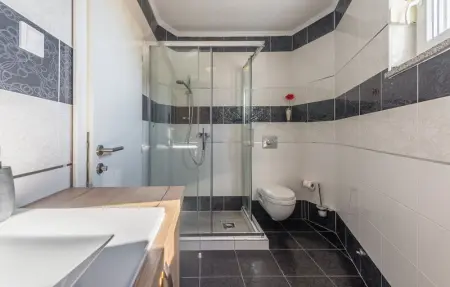 Location Maison 8 personnes à Nin - Photo 33