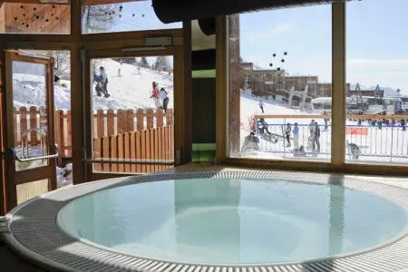 Residence Le Roc Belle Face 2, Appartement moderne dans résidence avec piscine, sauna et bain à remous - Photo 9