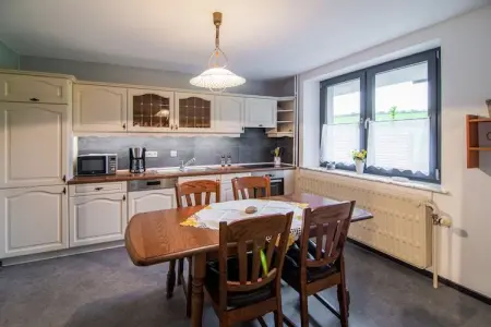 Charmante habitation avec Sauna infrarouge à Wirtzfeld - Photo 13