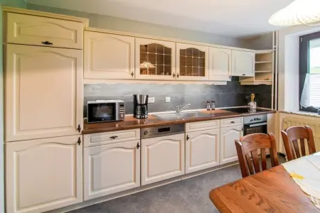 Charmante habitation avec Sauna infrarouge à Wirtzfeld - Photo 14