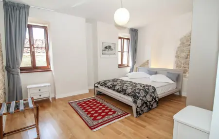 Location Maison 8 personnes à Bale - Photo 8