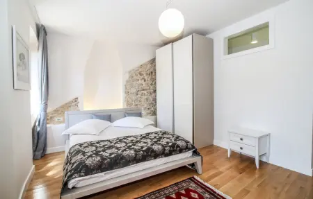 Location Maison 8 personnes à Bale - Photo 17