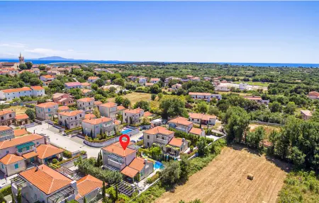 Location Maison 8 personnes à Liznjan - Photo 1