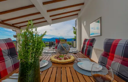 Location Maison 10 personnes à Vinjani Donji - Photo 17