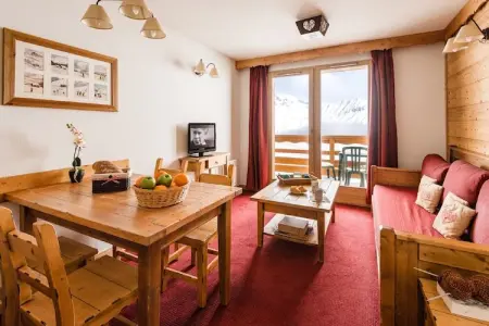 Les Hauts de Comborcière 2, Appartement neuf dans belle résidence avec piscine à La Toussuire - Photo 4