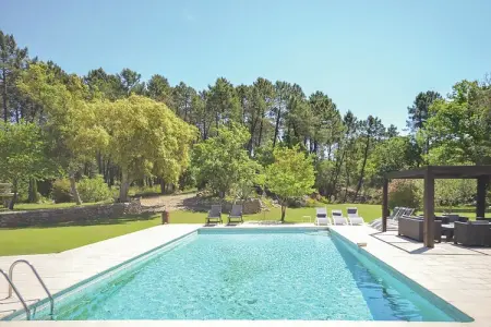 Villa Le Muy, Luxueuse villa avec jacuzzi chauffé, grand jardin entre le Muy et Sainte Maxime - Photo 4