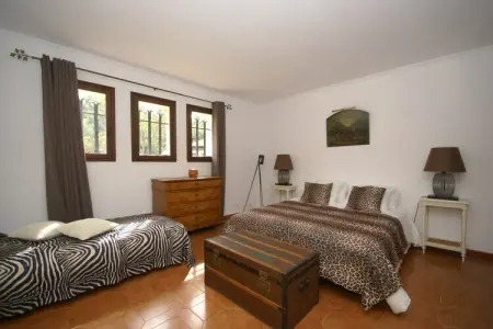 Villa Le Muy, Luxueuse villa avec jacuzzi chauffé, grand jardin entre le Muy et Sainte Maxime - Photo 17