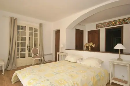 Villa Le Muy, Luxueuse villa avec jacuzzi chauffé, grand jardin entre le Muy et Sainte Maxime - Photo 19