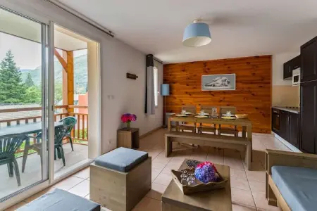 Résidence Le Belvédère 1, Appartement confortable avec piscine intérieure située au milieu des Pyrénées - Photo 9