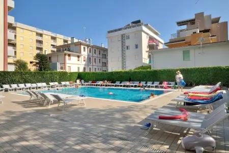Appartement à Bibione Spiaggia, Residence Eurostar, Bibione Spiaggia-B für 5 Pers. - L878885