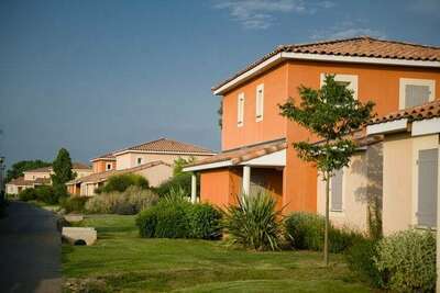Le Domaine du Golf 10, House 4 persons in Fabregues FR-34690-02