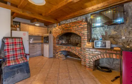 Location Maison 14 personnes à Gospic - Photo 4