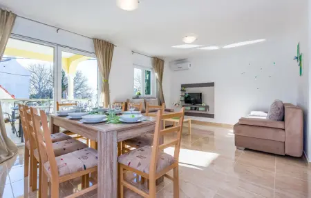 Location Maison 6 personnes à Dramalj - Photo 3