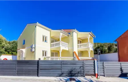 Location Maison 6 personnes à Dramalj - Photo 8