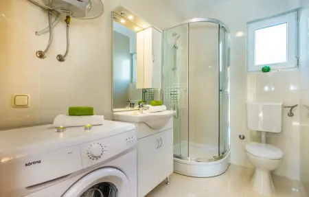 Location Maison 6 personnes à Dramalj - Photo 20