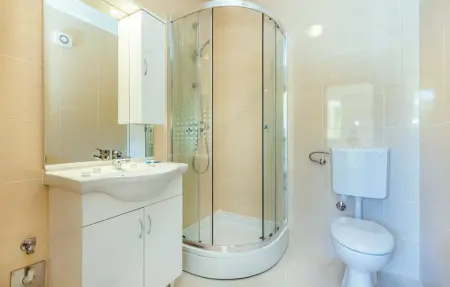 Location Maison 6 personnes à Dramalj - Photo 16