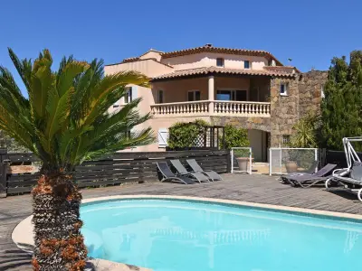 Maison à Sainte Maxime, Vue Jardin - L826896