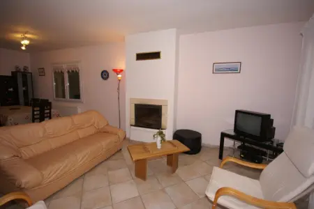 Maison de vacances Belves, Maison de vacances moderne avec utilisation de la piscine par le propriétaire - Photo 2