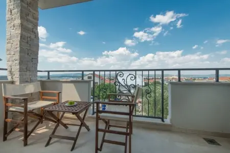 Apartment Kosirina, Appartement confortable avec piscine, jacuzzi et terrasse avec vue sur la mer! - Photo 15