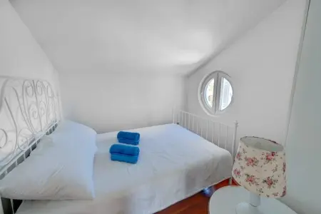 Apartment Pod Jasenovac, Appartement moderne avec piscine et jacuzzi extérieur! - Photo 1