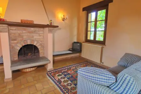 Bachi da Seta, Ferme rustique à Todi avec piscine - Photo 13