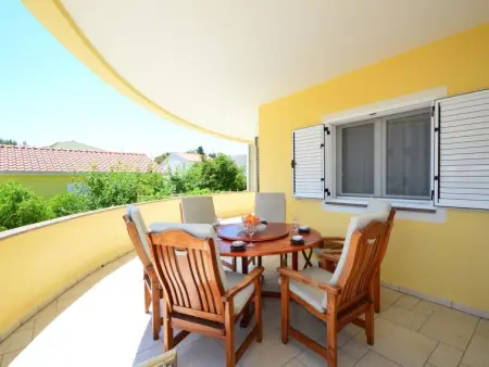 Appartement à Vodice Tribunj, Megi - L562427