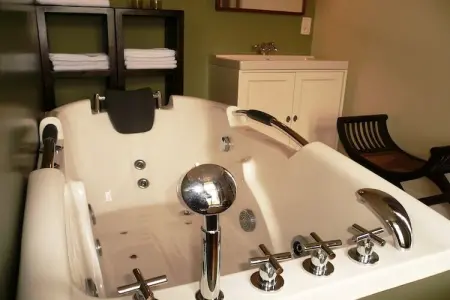 Château Froidthier, Château confortable à Thimister-Clermont avec piscine - Photo 29