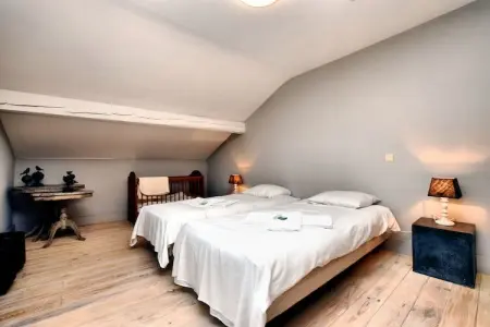 Les Genets, Luxueuse maison de vacances à Érezée avec jacuzzi - Photo 11