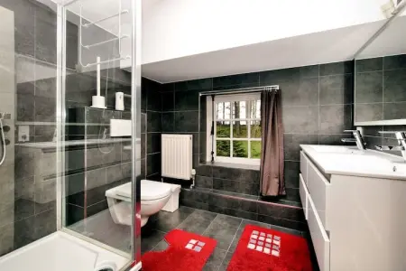 Les Genets, Luxueuse maison de vacances à Érezée avec jacuzzi - Photo 14