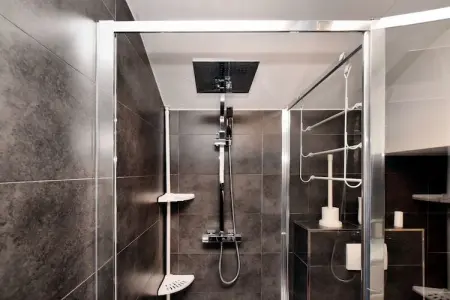 Les Genets, Luxueuse maison de vacances à Érezée avec jacuzzi - Photo 15