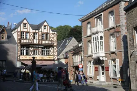 Les Genets, Luxueuse maison de vacances à Érezée avec jacuzzi - Photo 20