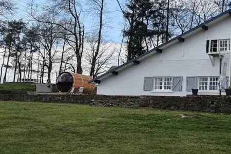 Les Genets, Luxueuse maison de vacances à Érezée avec jacuzzi - Photo 22