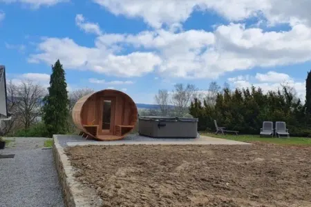 Les Genets, Luxueuse maison de vacances à Érezée avec jacuzzi - Photo 38