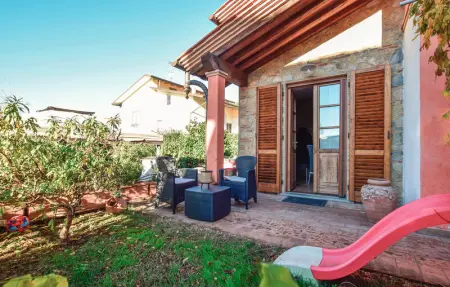 Location Maison 6 personnes à Massarosa - Photo 3