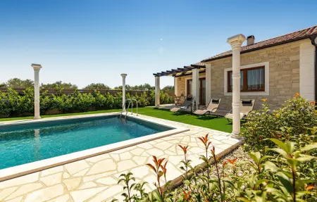 Location Maison 6 personnes à Bibinje - Photo 11