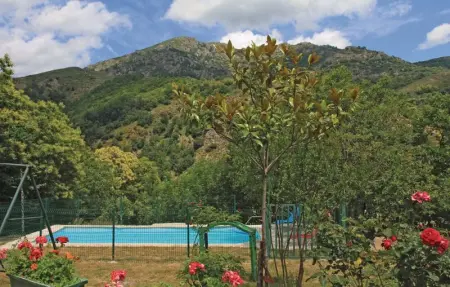 Location Maison 4 personnes à Mayres - Photo 2