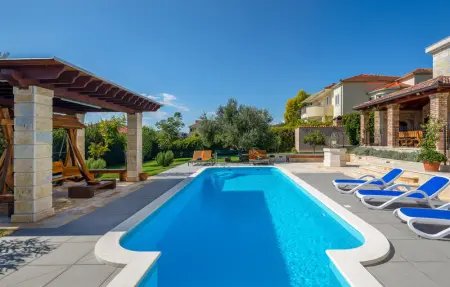 Location Maison 9 personnes à Zrnovnica - Photo 10