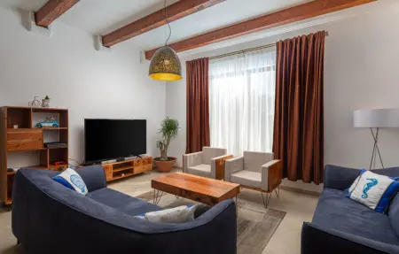 Location Maison 9 personnes à Zrnovnica - Photo 25